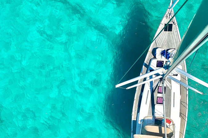 Christmas Cove and Pizza Pi Happy Hour Sail Tour - Swimming in Christmas Cove Waters