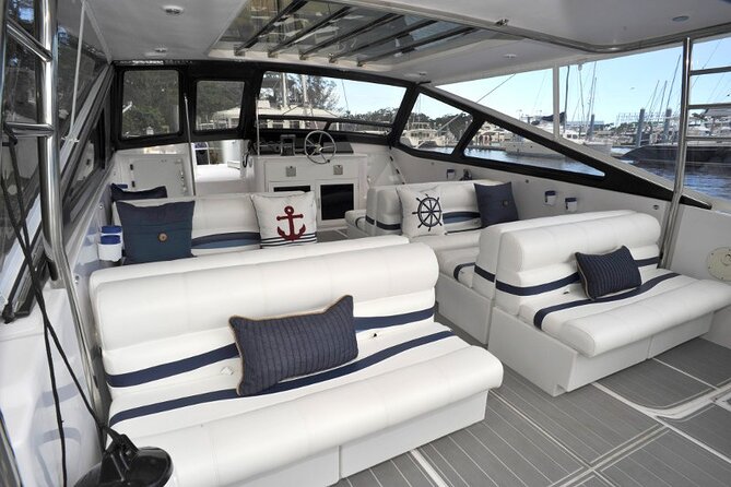 Private Luxury Power Catamaran. Enjoy USVI Aboard MV Hydra - Brewers Bay to finish: a quieter snorkel-friendly wrap-up