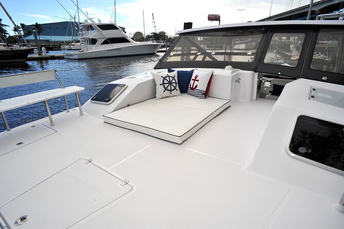Private Luxury Power Catamaran. Enjoy USVI Aboard MV Hydra - What’s included on board: drinks, snorkeling gear, and park fees
