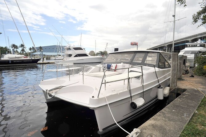 Private Luxury Power Catamaran. Enjoy USVI Aboard MV Hydra - The 7-hour plan from Charlotte Amalie: what the route feels like