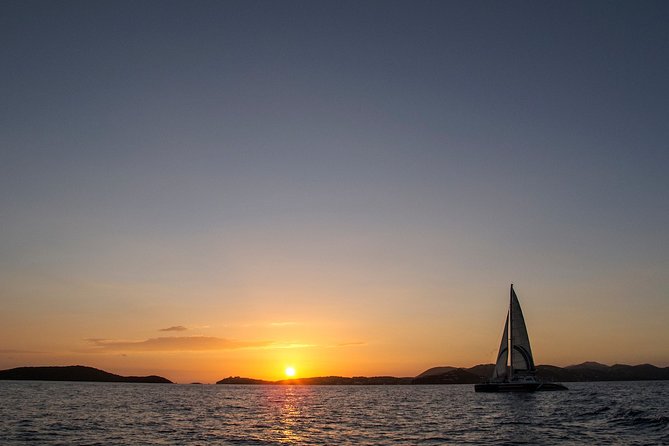 St. Thomas Dinner Sail to St. John with Open Bar & Hors D'oeuvres - Ritz-Carlton - Your St. John window: plan dinner like a pro